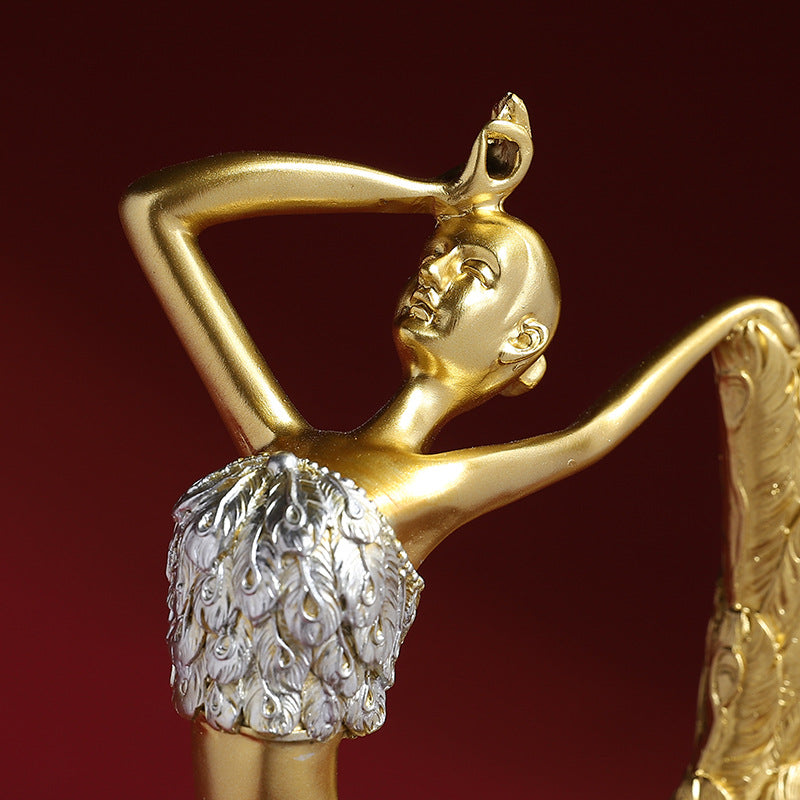 Peacock Dancer Girl Character Resin Decorative Ornaments